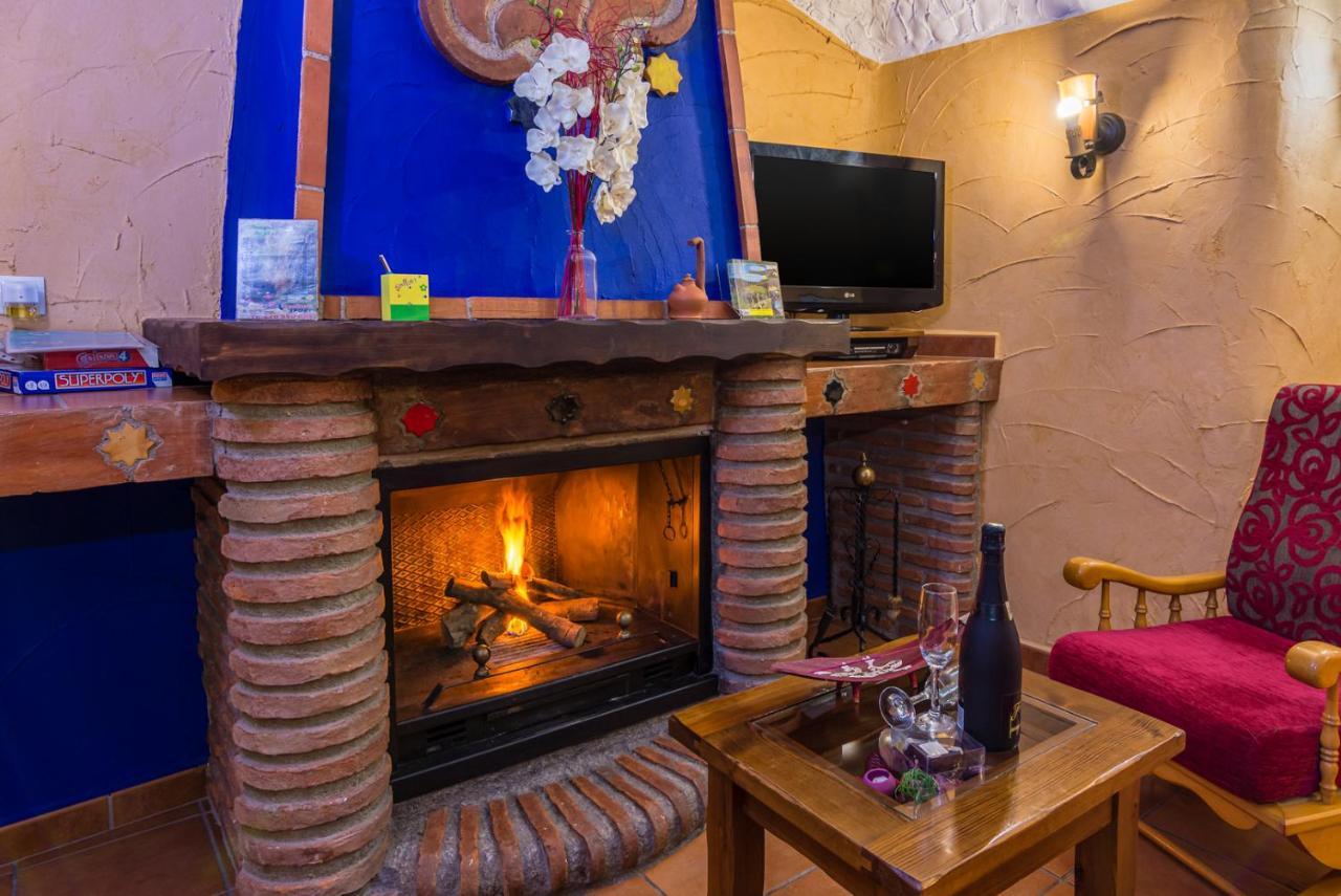 Cazorla Casas Cueva Guest House Hinojares ภายนอก รูปภาพ