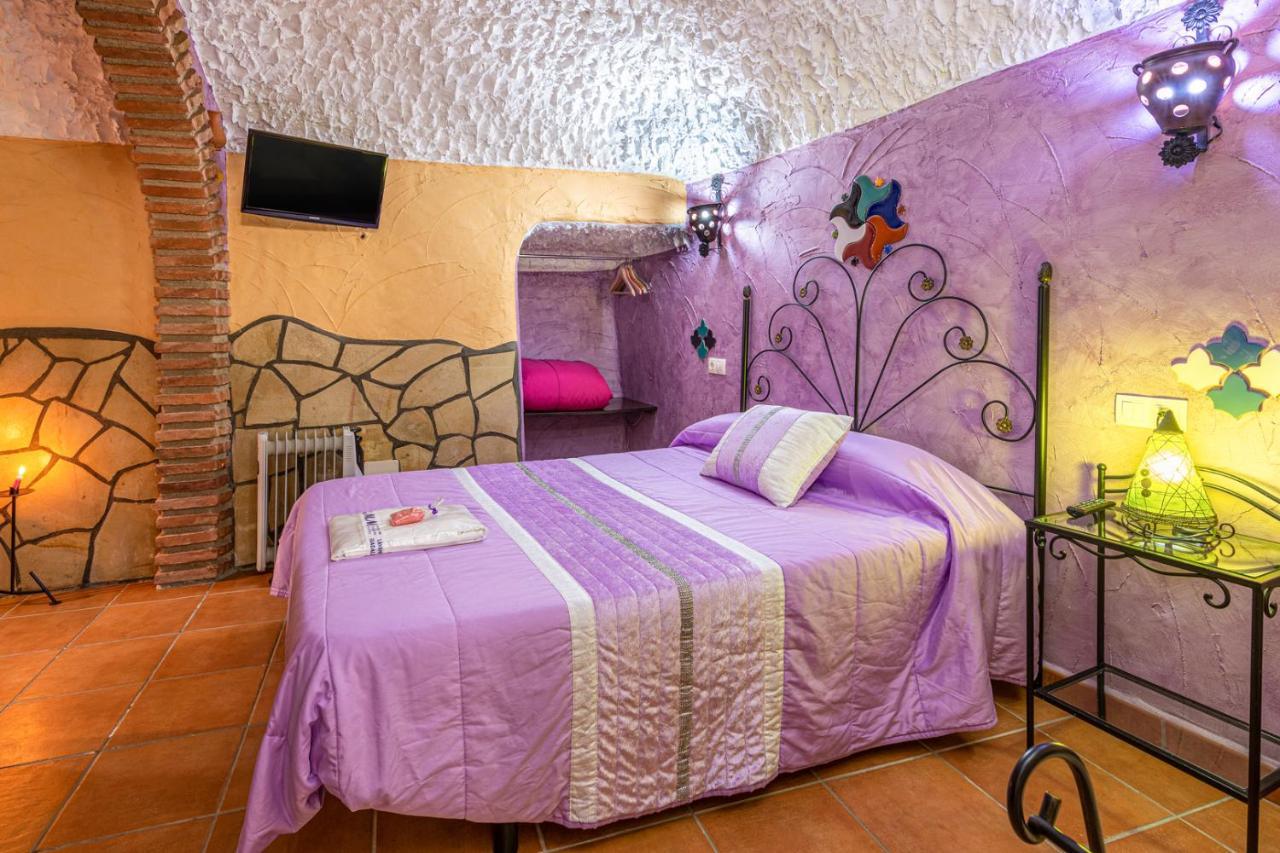 Cazorla Casas Cueva Guest House Hinojares ภายนอก รูปภาพ