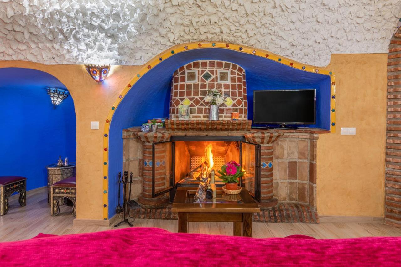 Cazorla Casas Cueva Guest House Hinojares ภายนอก รูปภาพ