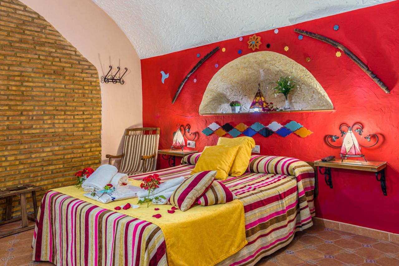 Cazorla Casas Cueva Guest House Hinojares ภายนอก รูปภาพ