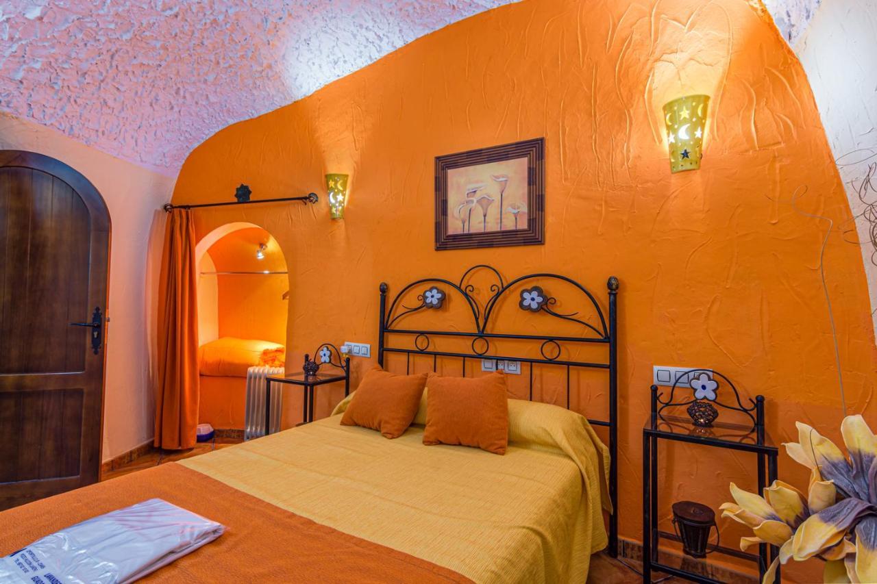 Cazorla Casas Cueva Guest House Hinojares ภายนอก รูปภาพ