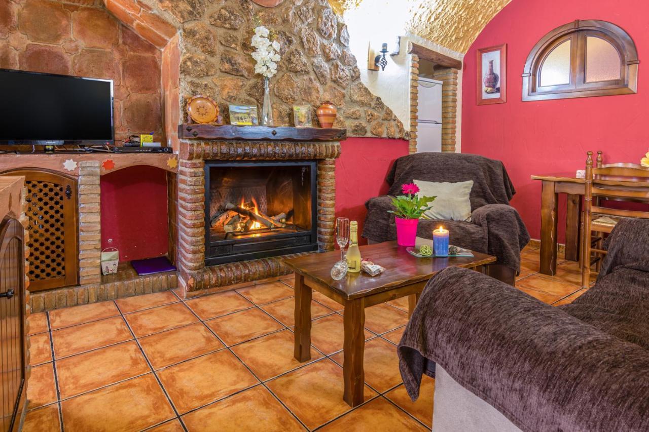 Cazorla Casas Cueva Guest House Hinojares ภายนอก รูปภาพ