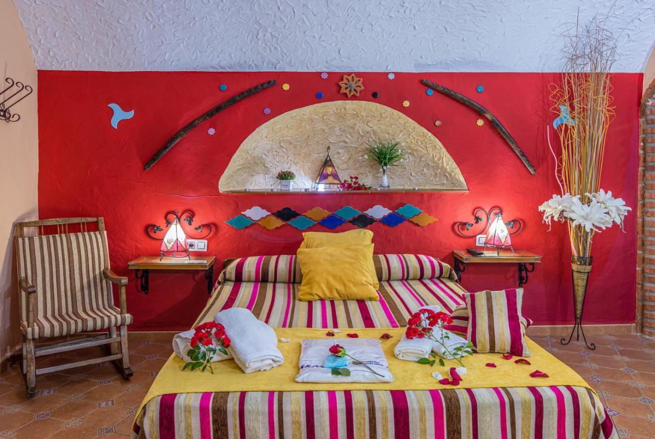 Cazorla Casas Cueva Guest House Hinojares ภายนอก รูปภาพ