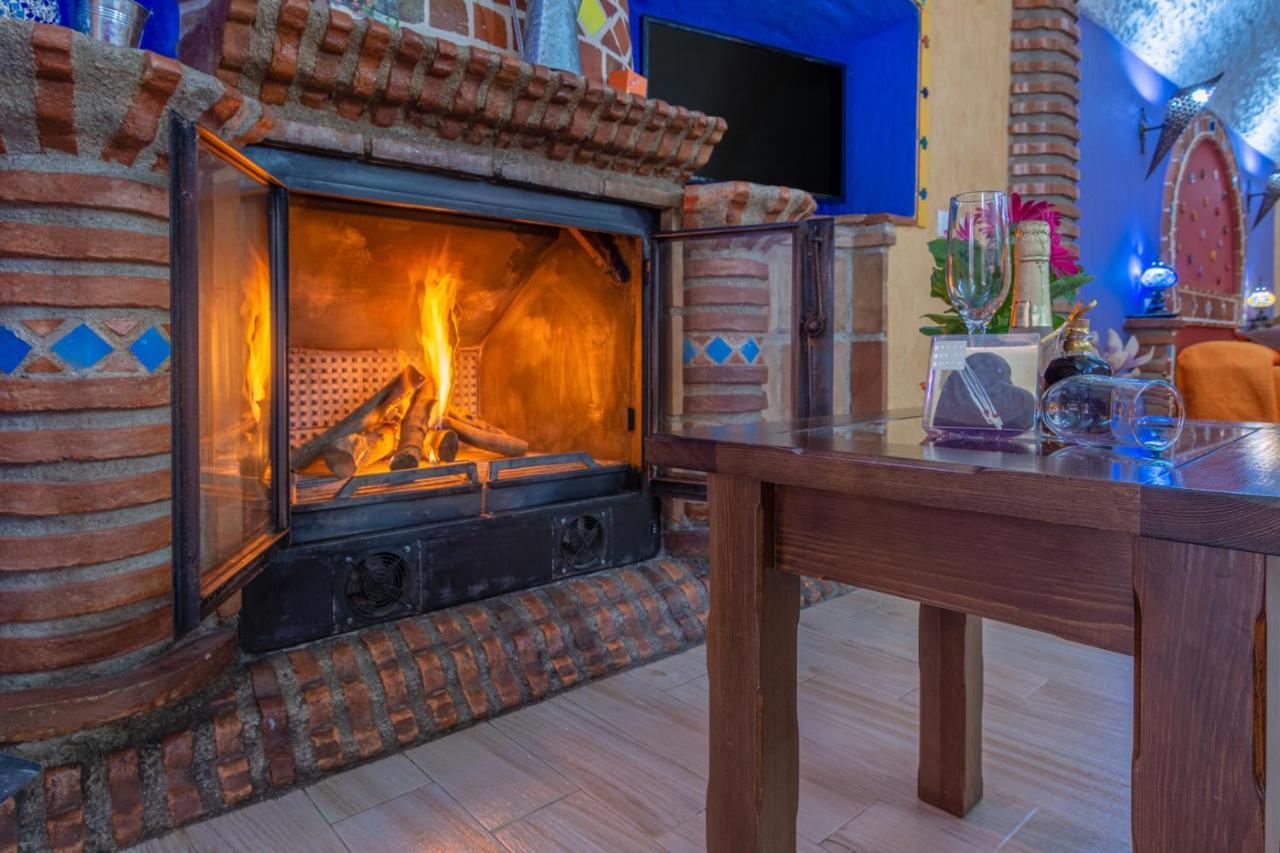 Cazorla Casas Cueva Guest House Hinojares ภายนอก รูปภาพ